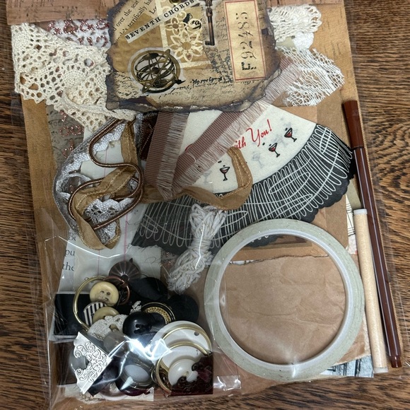 Other - Vintage Craft Kit with Assorted Accents